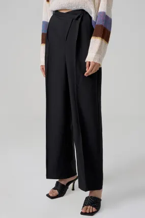 Arc Diagonal Trousers, Black