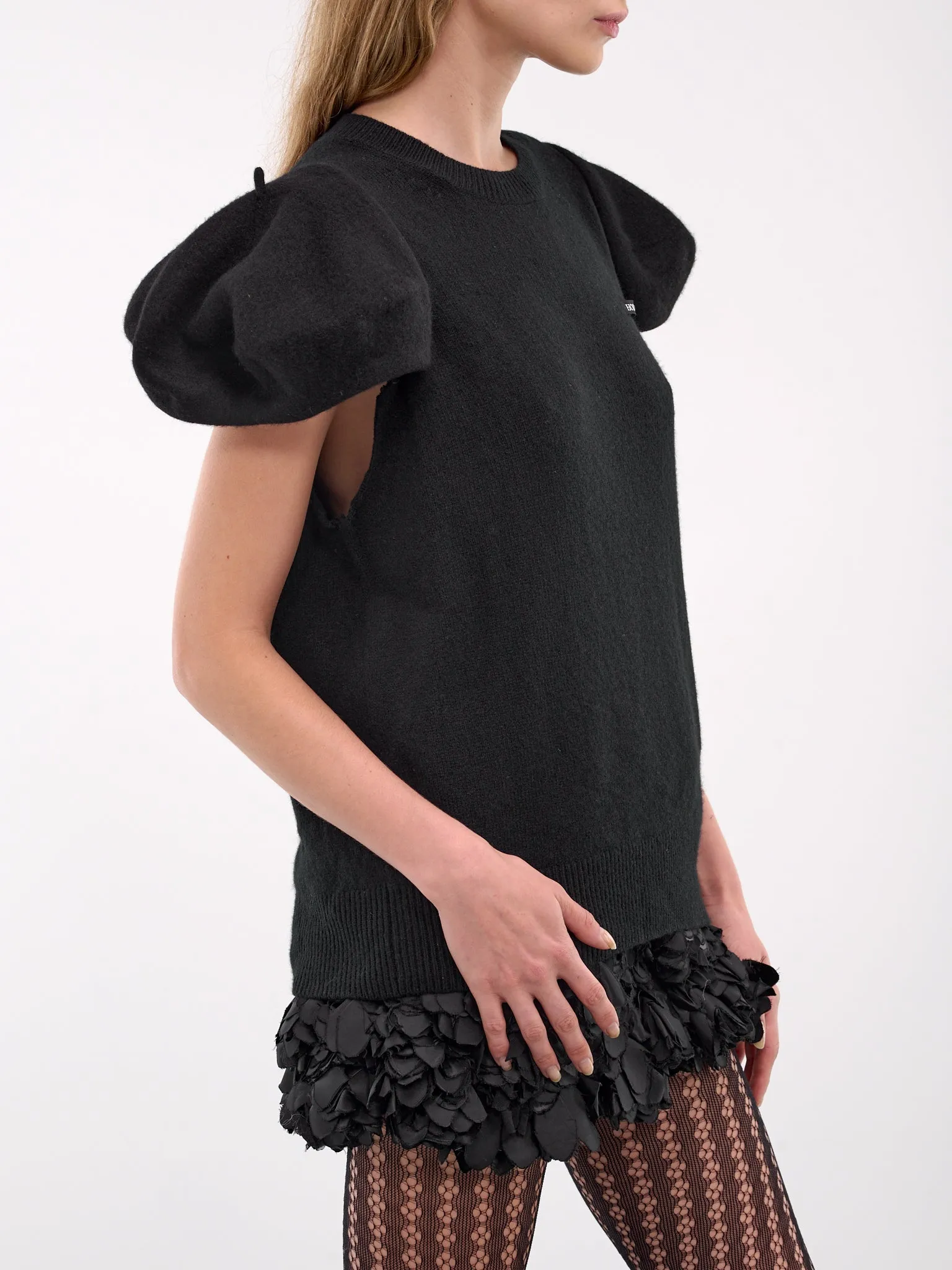 Beret Sweater (W24031B2-BLACK)