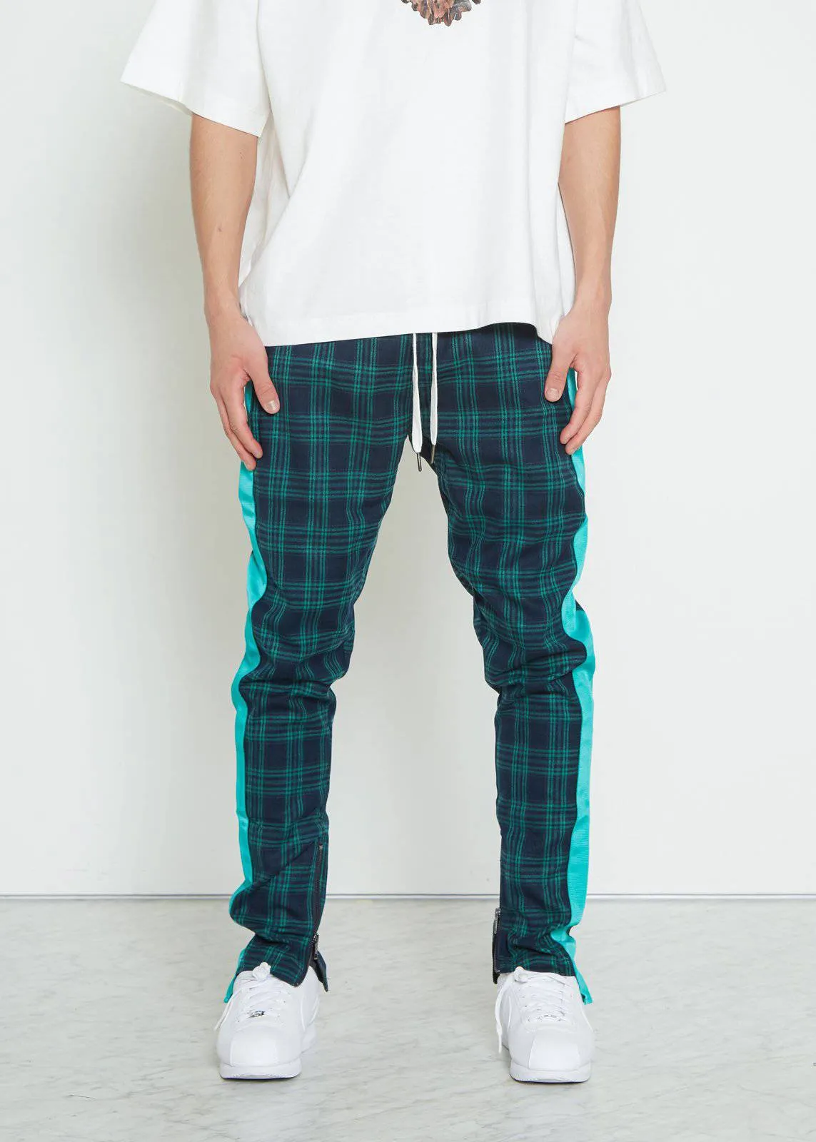 Konus Men's Plaid Pants in Green