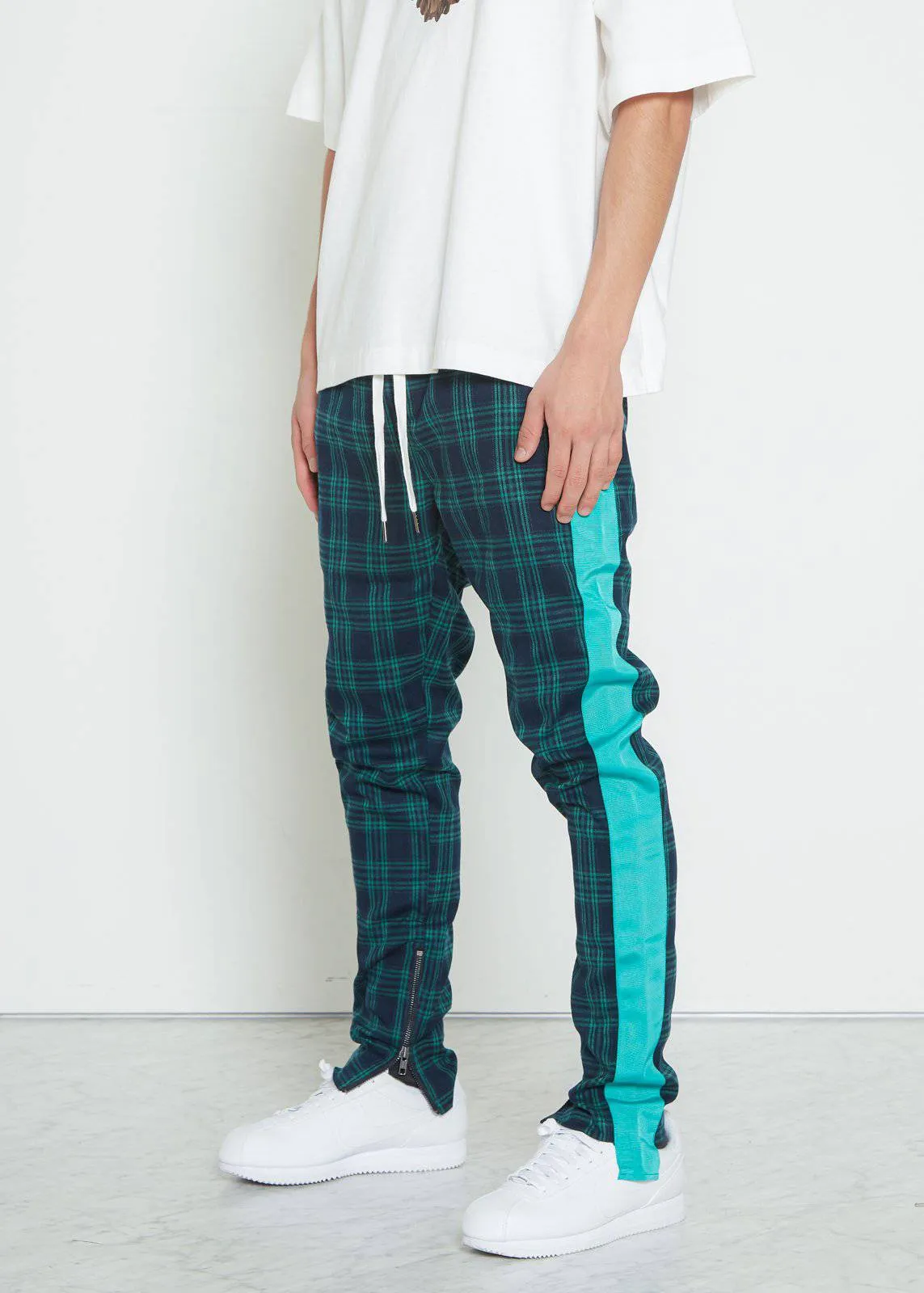 Konus Men's Plaid Pants in Green