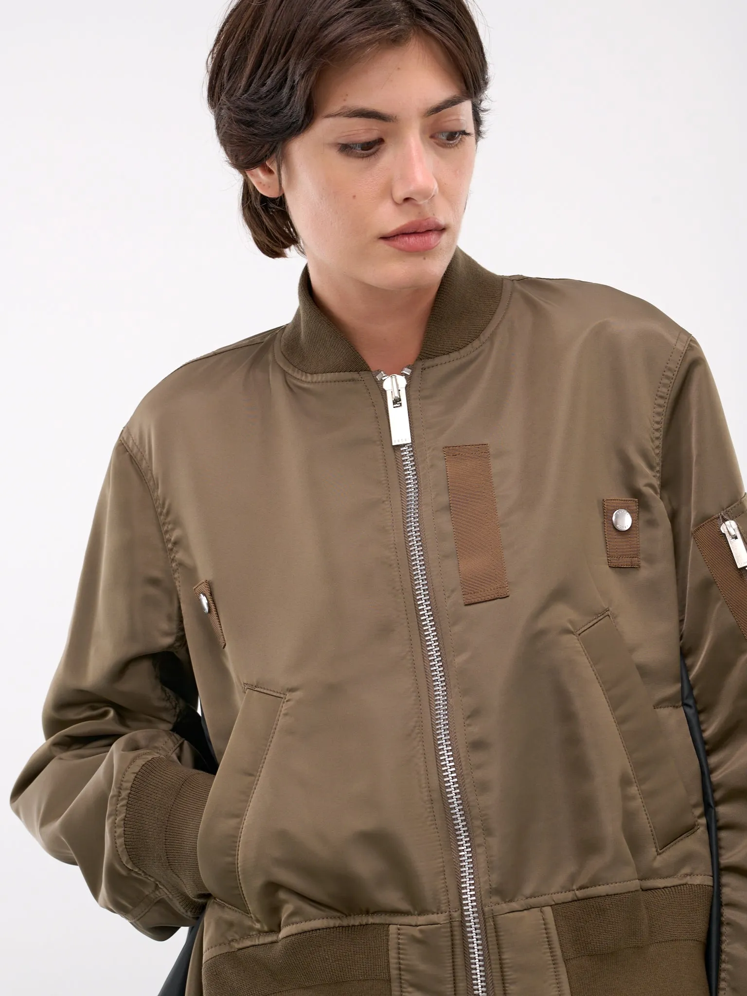 Nylon Twill Blouson (24-07517-651-BEIGE)